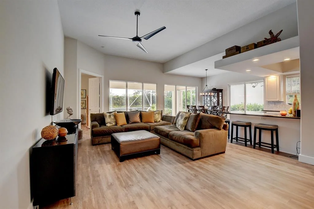 Photo of 4802 Orchard Lane