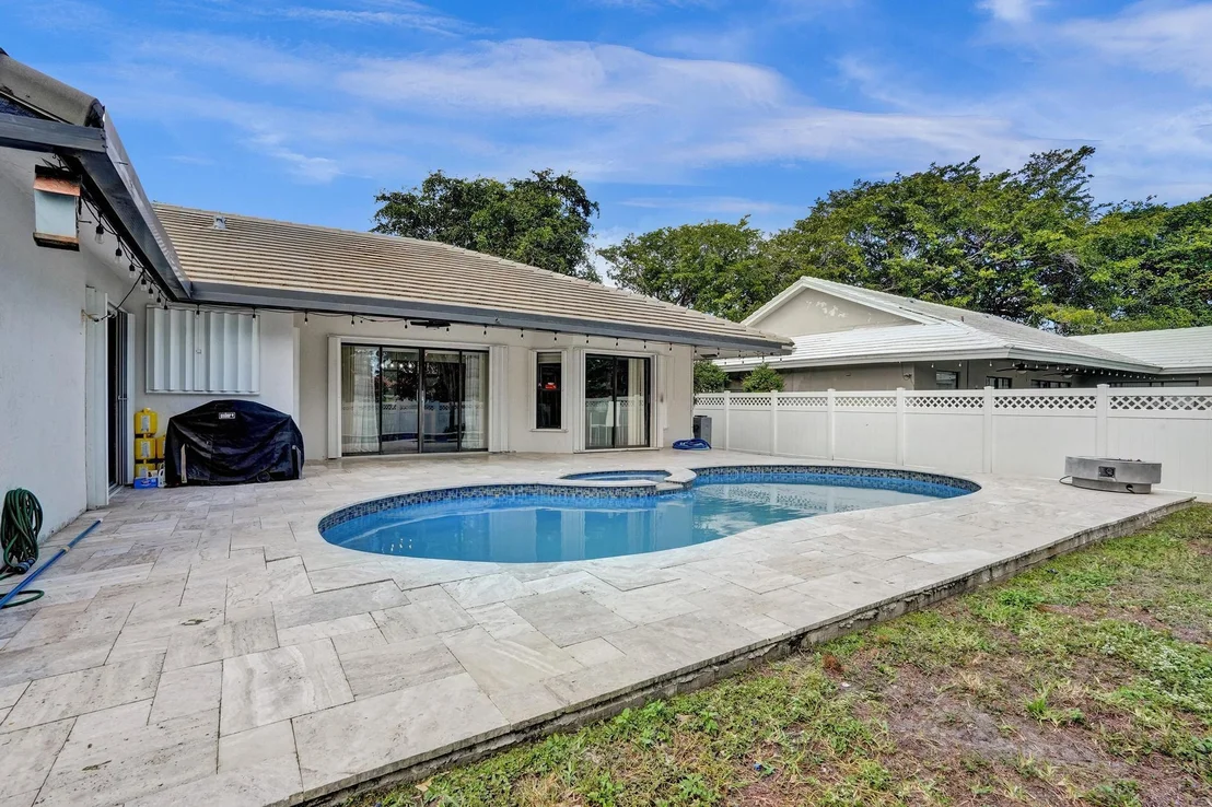 Photo of 3985 NW 73rd Way