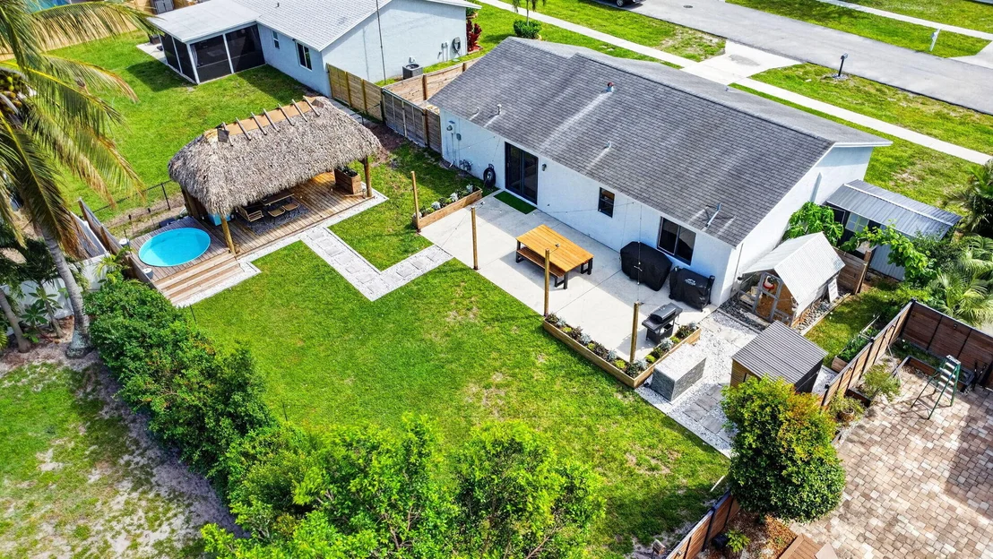 Photo of 4911 Neros Drive