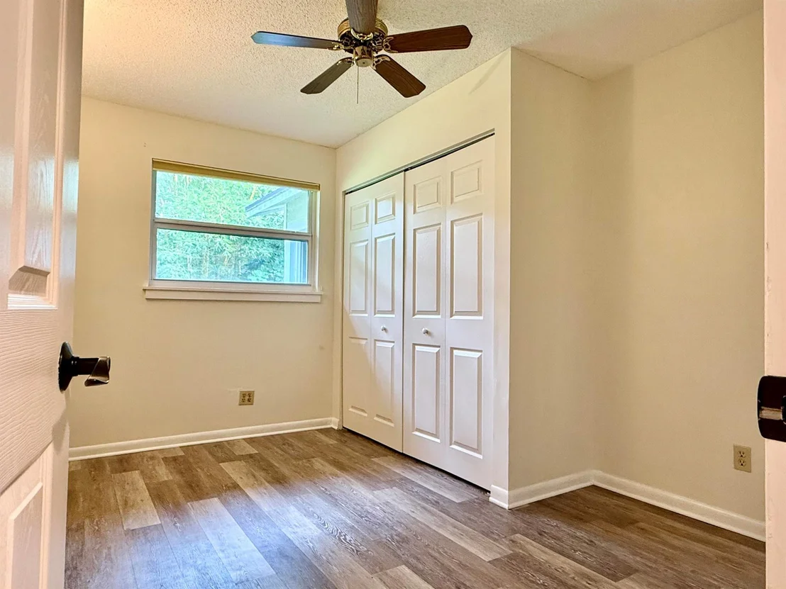 Photo of 17827 126 Terrace N
