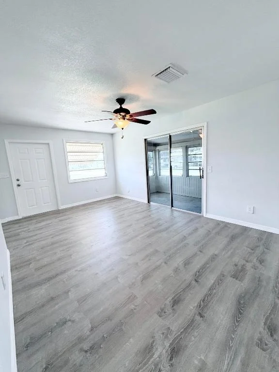 Photo of 1025 Ash Circle