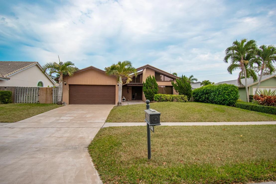 Photo of 21566 Arbor Way