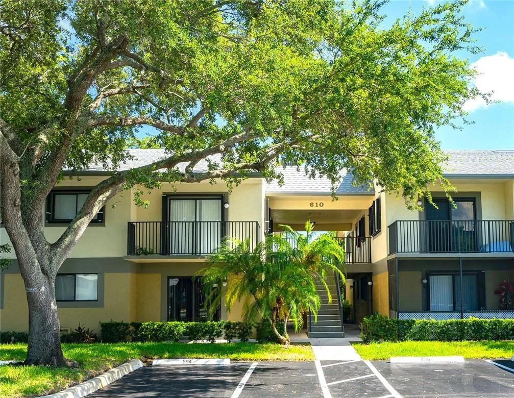 Photo of Unit 206 at 610 Trace Circle