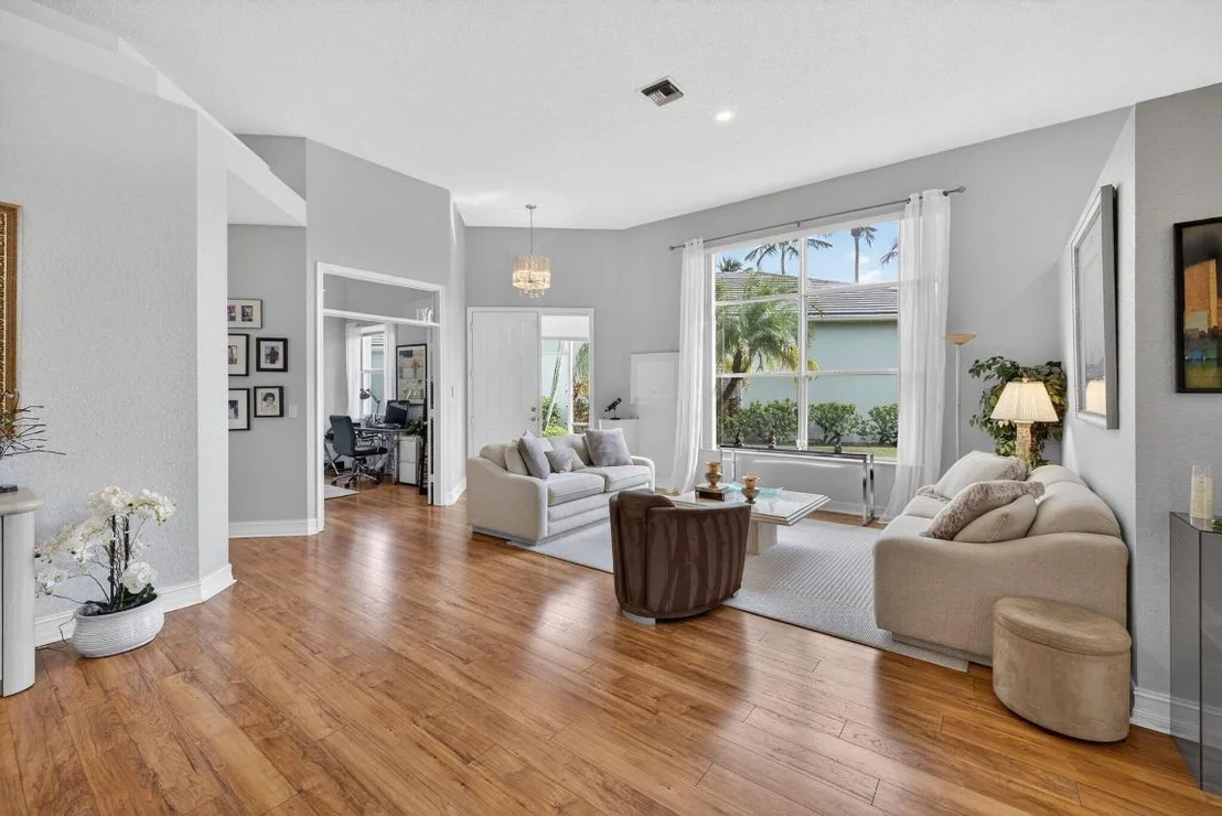 Photo of 7669 Rockford Road