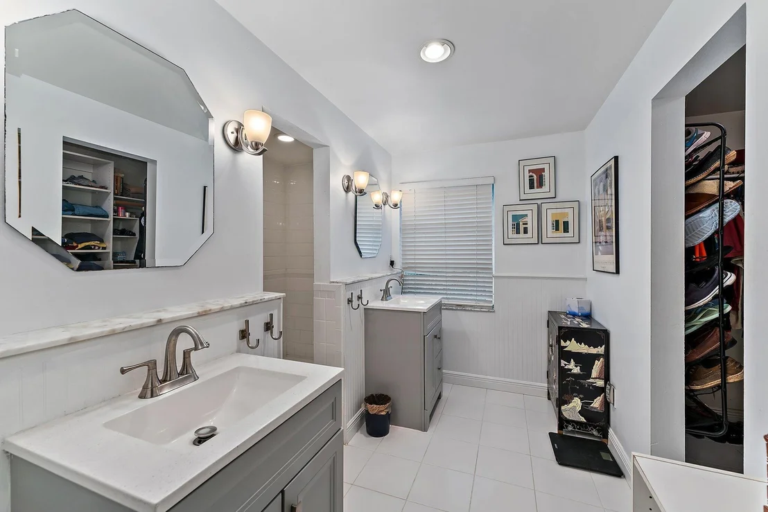 Photo of 4166 NE Sunset Drive