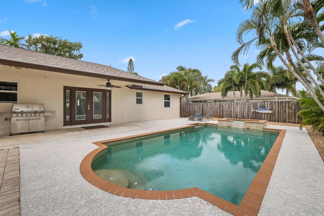 Photo of 2995 Eagle Drive