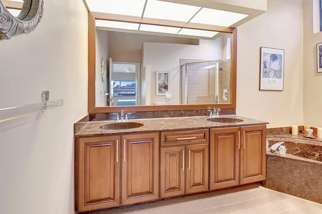Photo of 5657 Willow Creek Lane