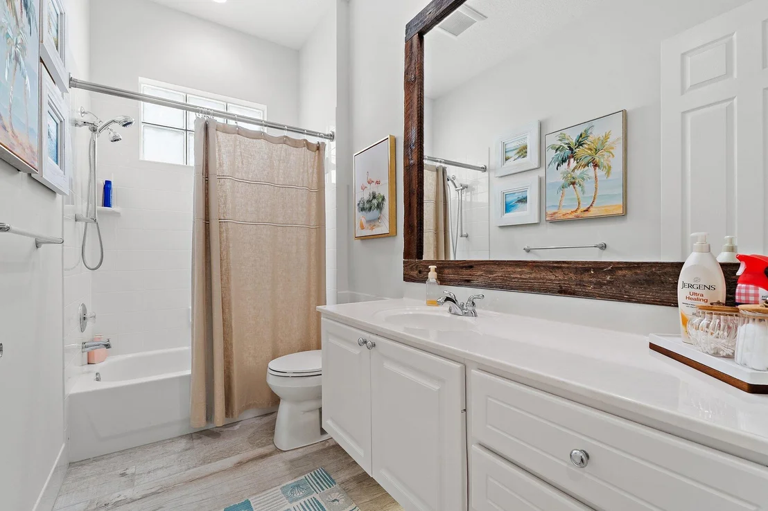 Photo of 153 Savona Drive
