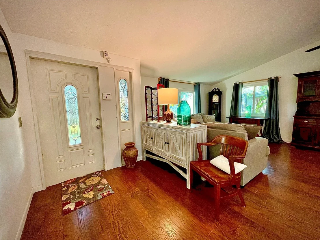 Photo of 5227 Buchanan Road