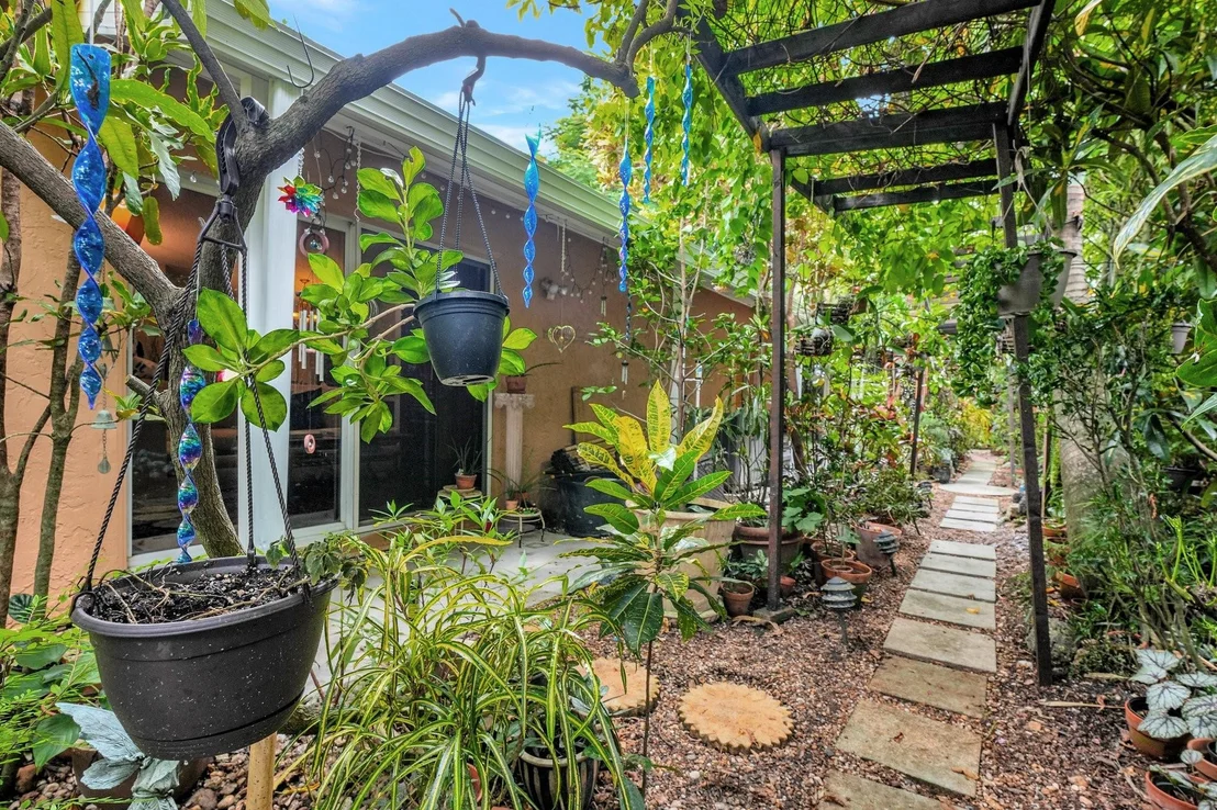 Photo of 13856 Langley Place