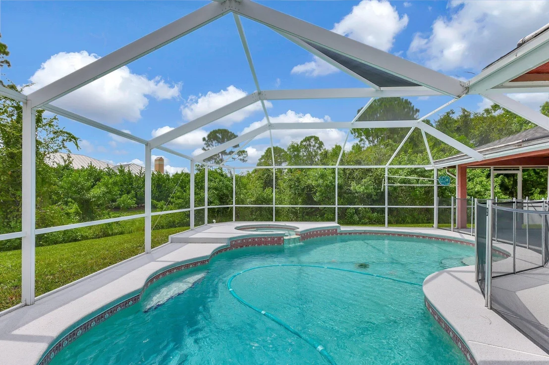 Photo of 1624 SW Gregor Way Way