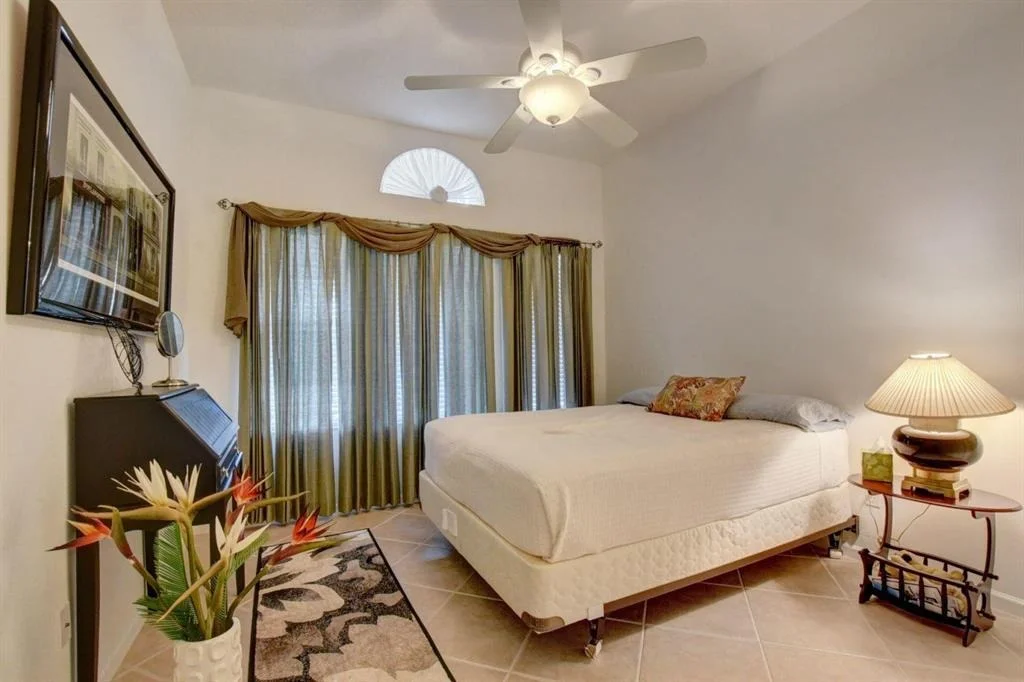 Photo of 7892 Charlemont Point