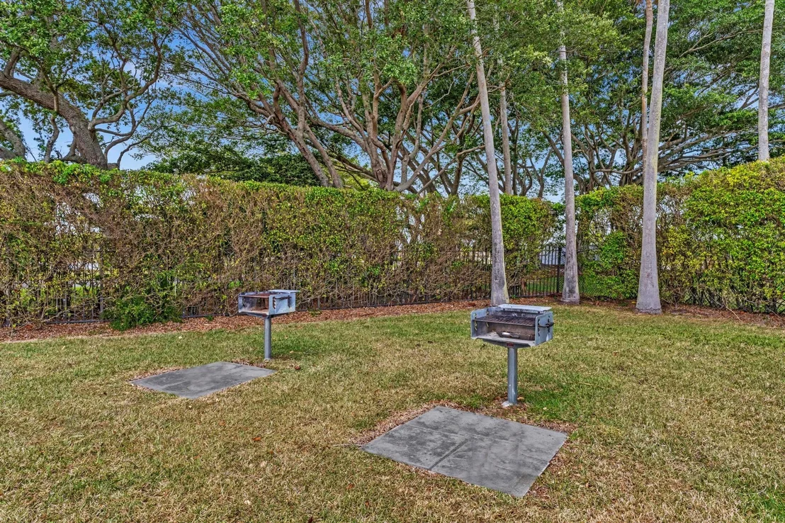 Photo of 8727 Spring Valley Drive
