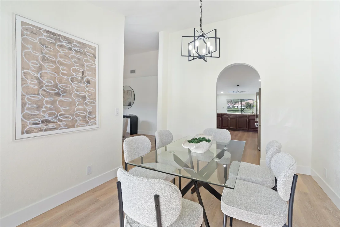 Photo of 18208 Clear Brook Circle