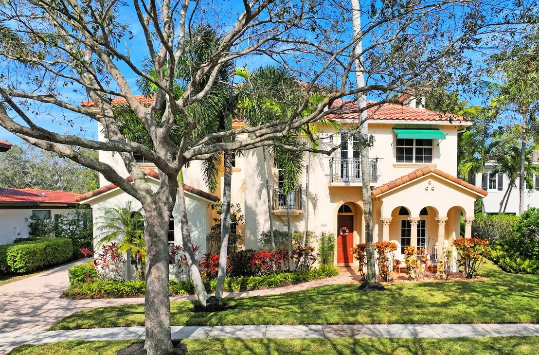 Photo of 110 Villa Bella