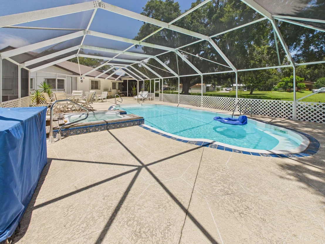Photo of 1501 SE 8TH Drive