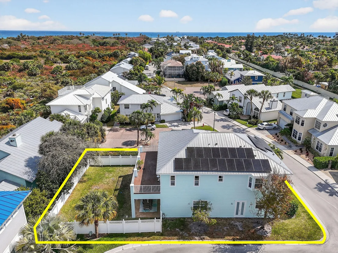Photo of 807 Xanadu Place
