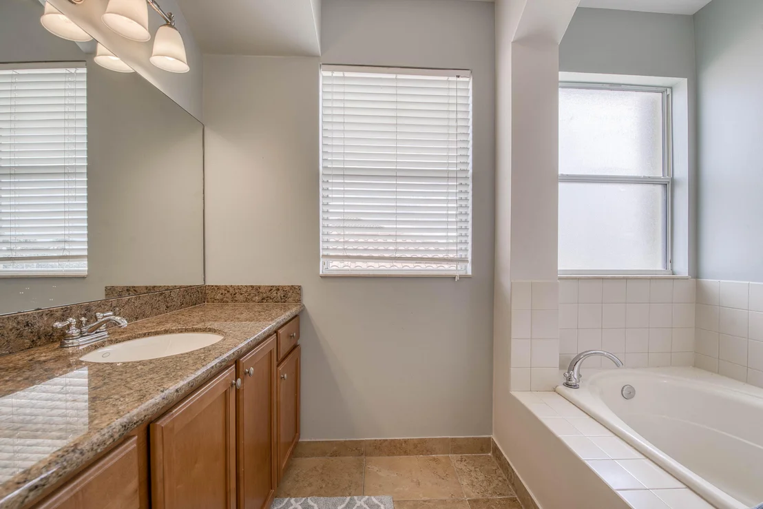 Photo of 410 Cresta Circle