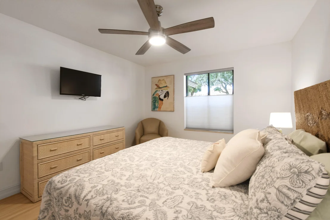 Photo of 137 Harbourside Circle