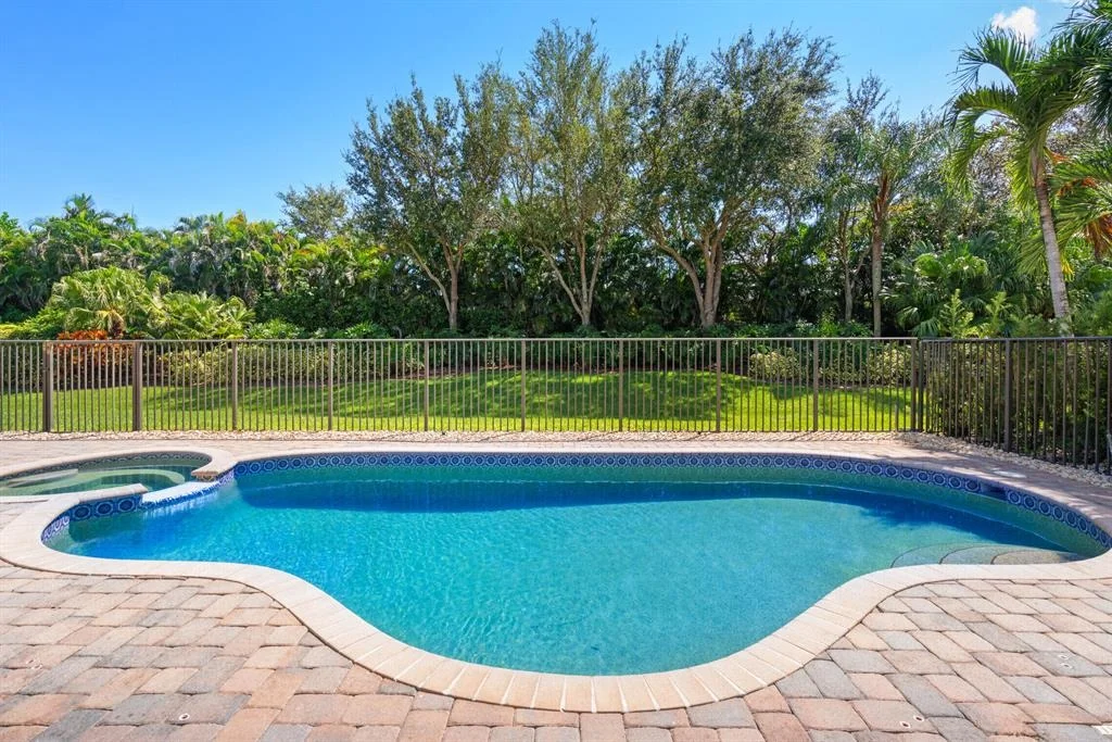Photo of 8174 Valhalla Drive