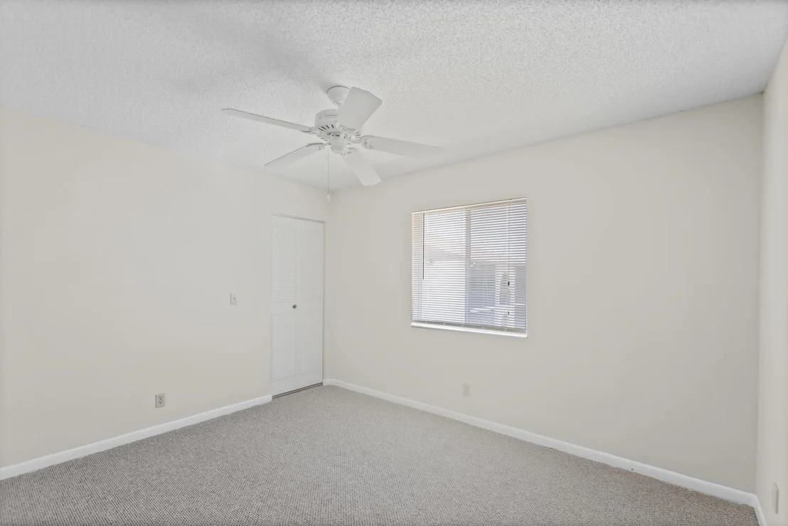 Photo of Unit B2 at 302 Knotty Pine Circle