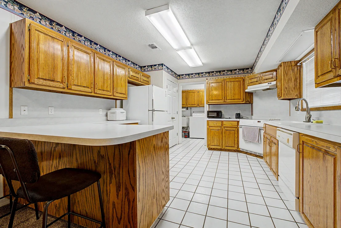 Photo of 7327 Glidden Lane
