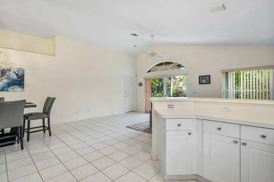 Photo of 1652 Oak Berry Circle