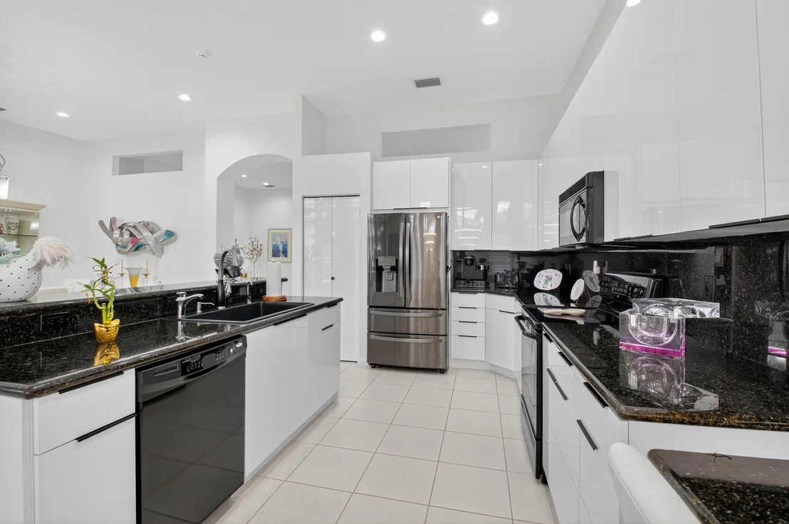 Photo of 7236 Maple Ridge Trail