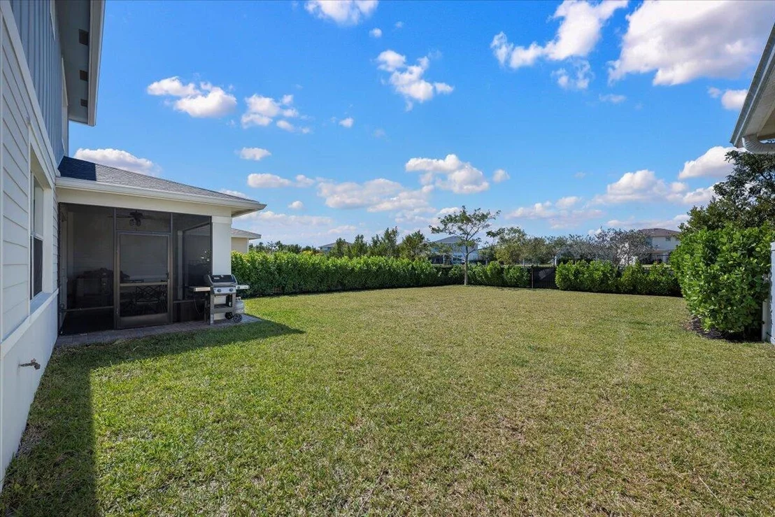 Photo of 1367 Arrowhead Point Road