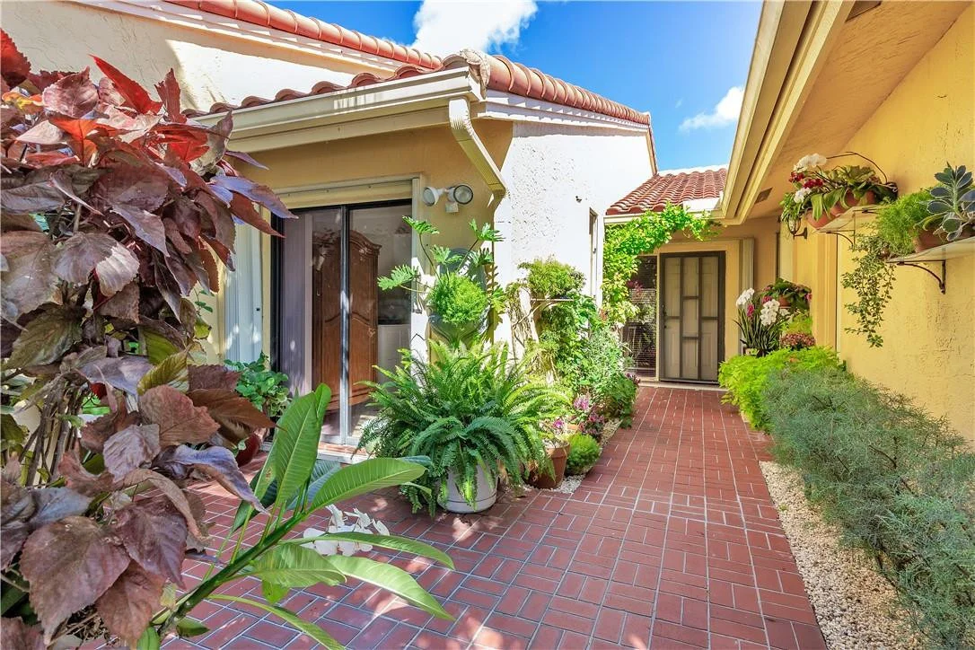 Photo of 19872 Dean Drive
