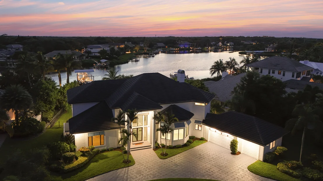 Photo of 18411 SE Lakeside Drive