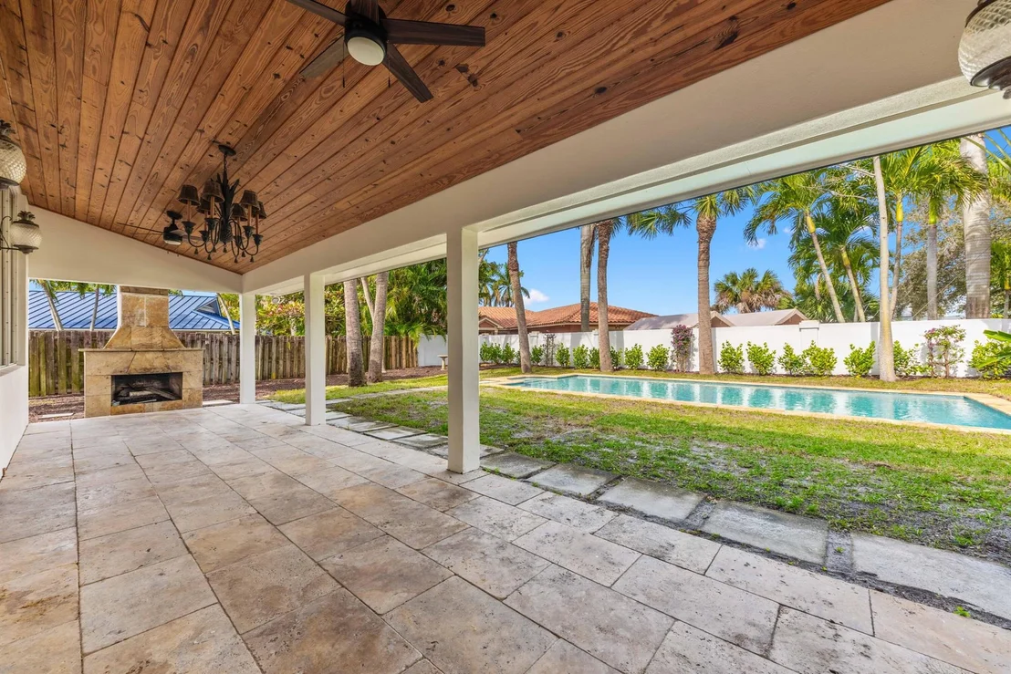 Photo of 4430 SE Bayshore Terrace