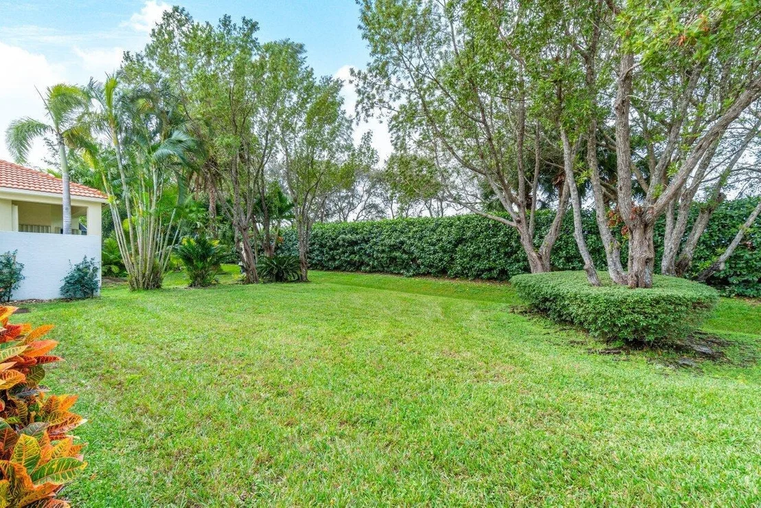 Photo of 9726 Isles Cay Drive