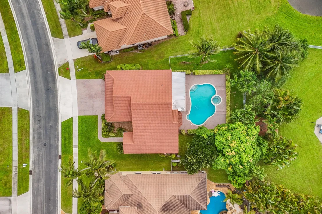 Photo of 6145 Indian Forest Circle