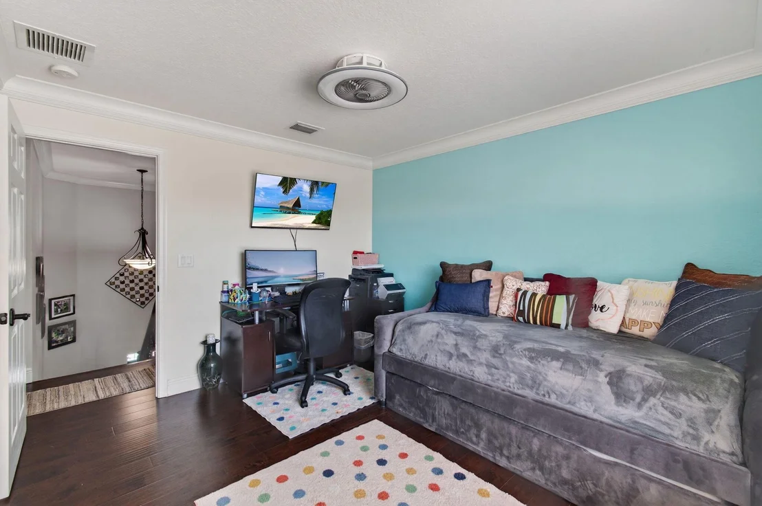 Photo of 10790 Bitternut Hickory Lane