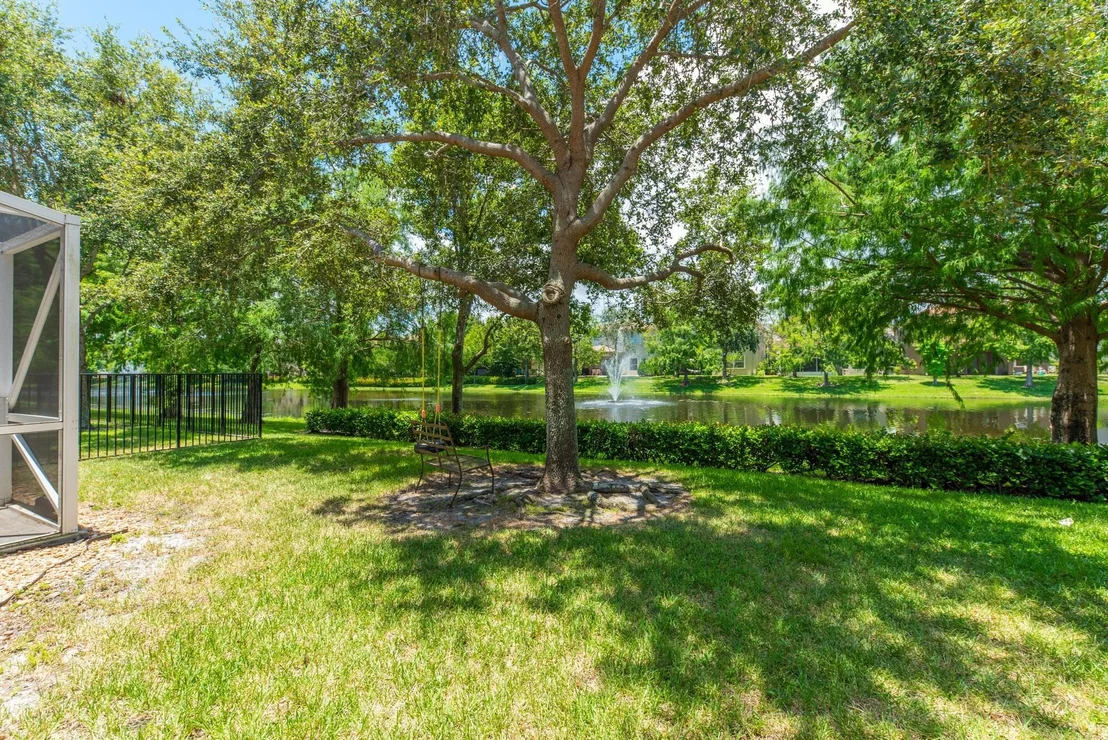 Photo of 1088 Grove Park Circle