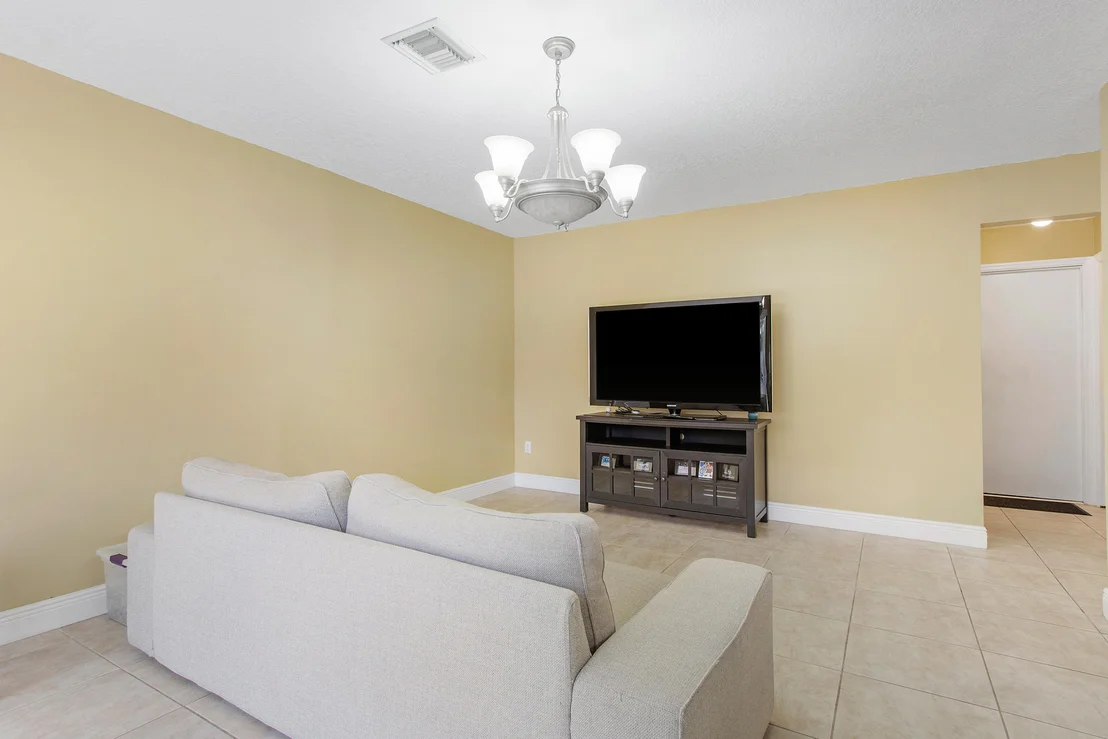 Photo of 23107 Sunfield Drive