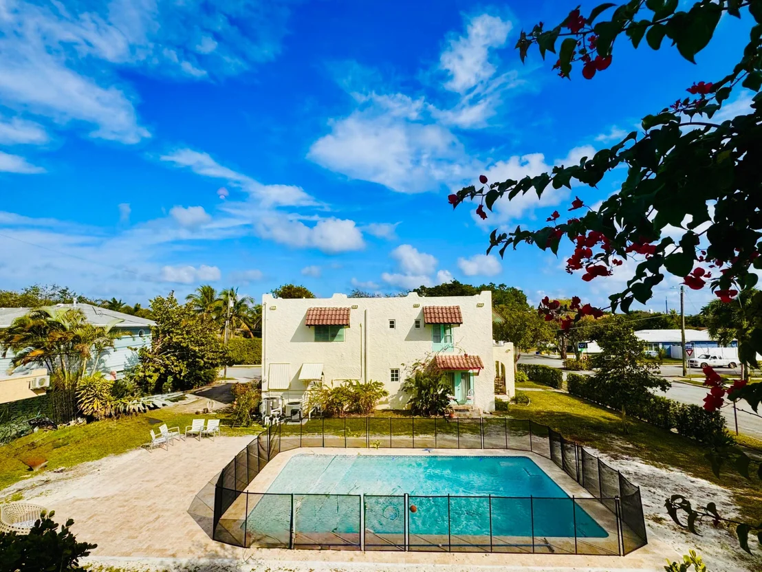 Photo of 302 Fordham Drive