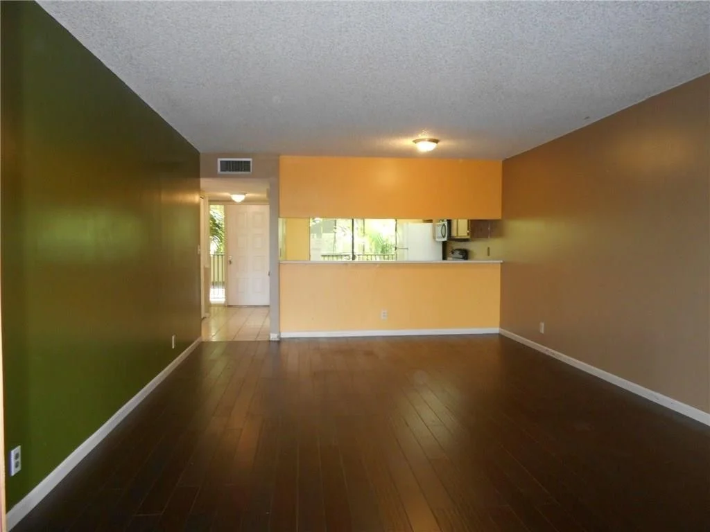 Photo of Unit 208 at 8020 Hampton Boulevard