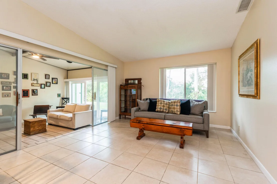 Photo of 15888 Laurel Oak Circle