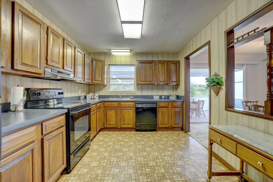 Photo of 1121 SE 10th Street