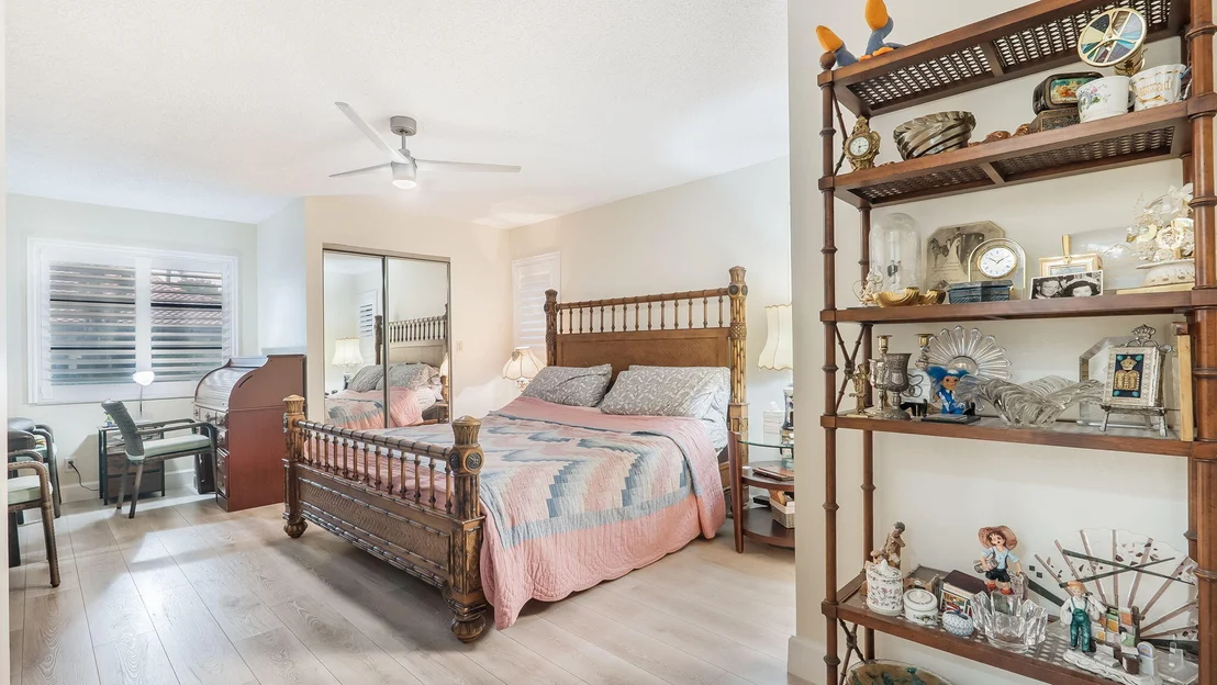 Photo of 6353 Royal Manor Circle