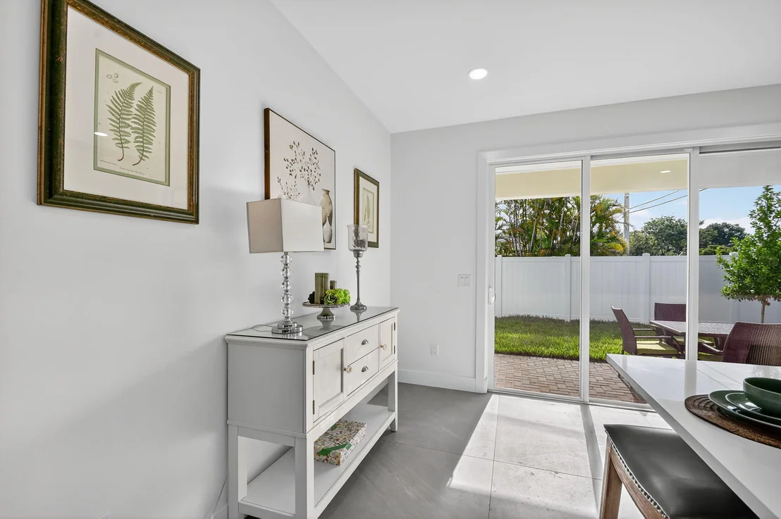 Photo of 601 N Loxahatchee Drive
