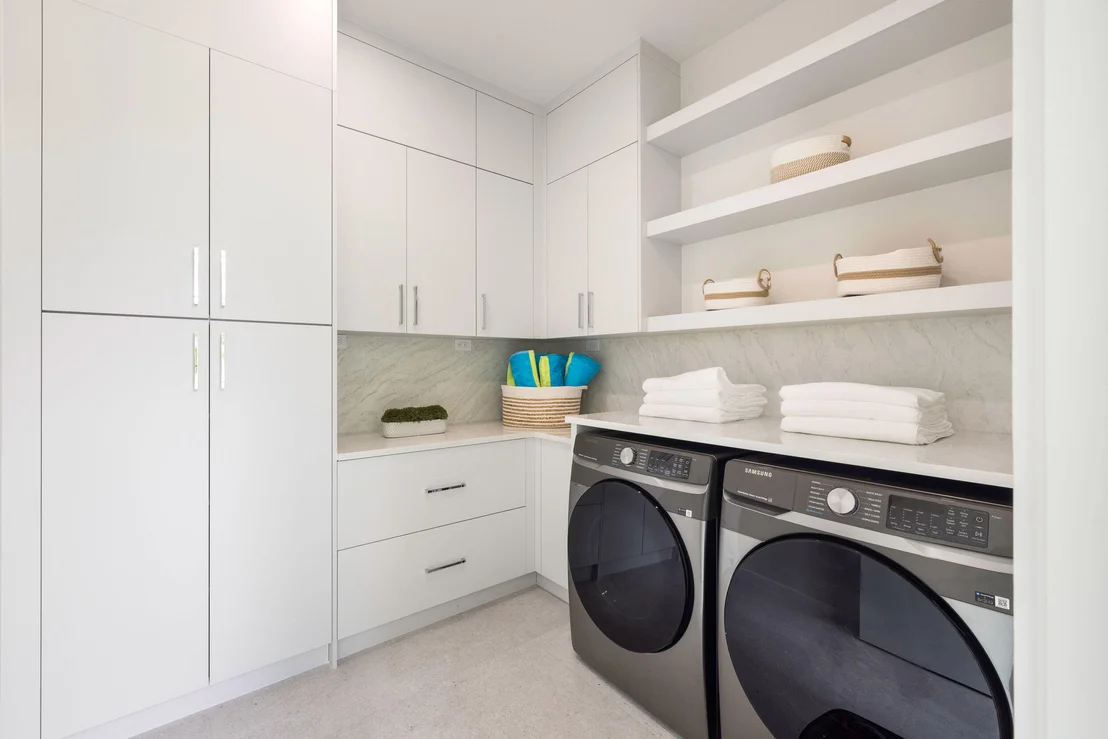 Photo of 800 Bond Way