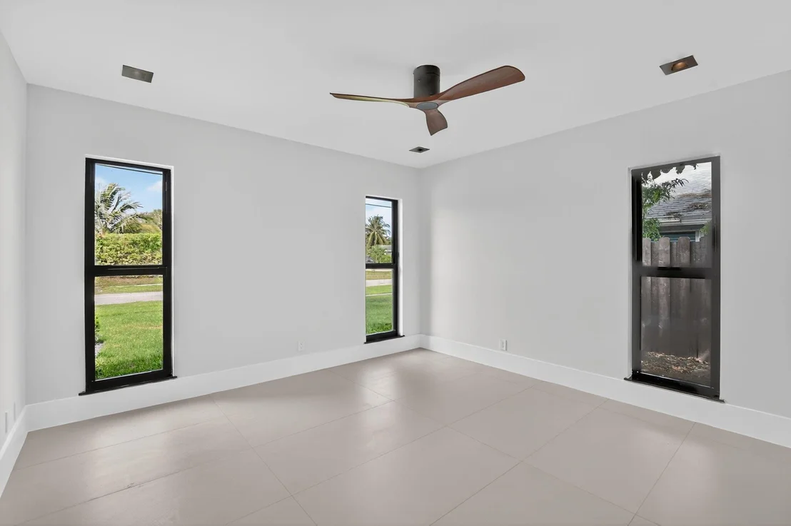 Photo of 43 Oregon Lane