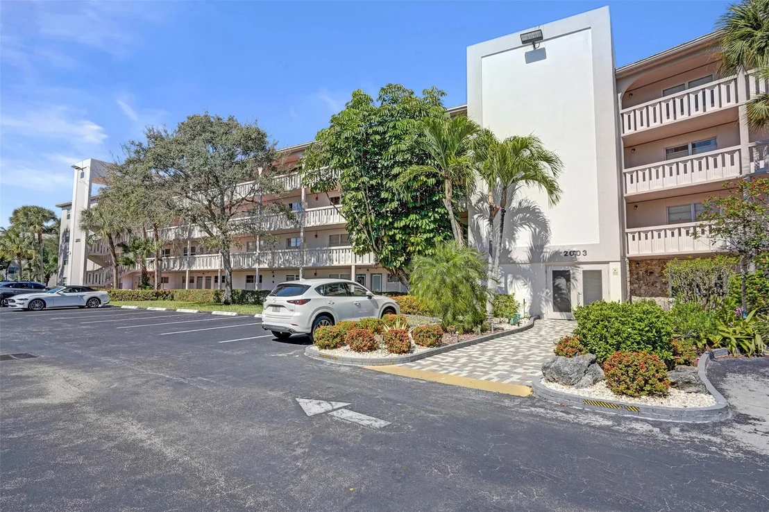 Photo of Unit A2 at 2003 Granada Drive