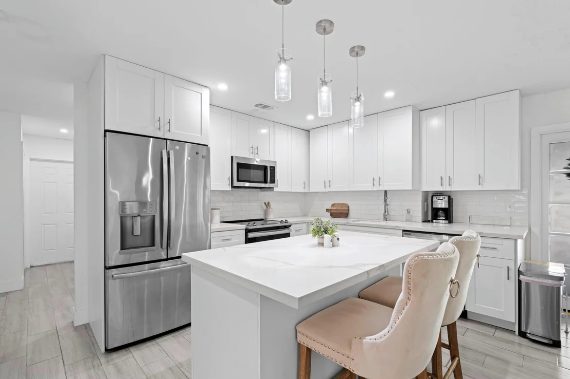 Photo of 5285 Sunrise Boulevard