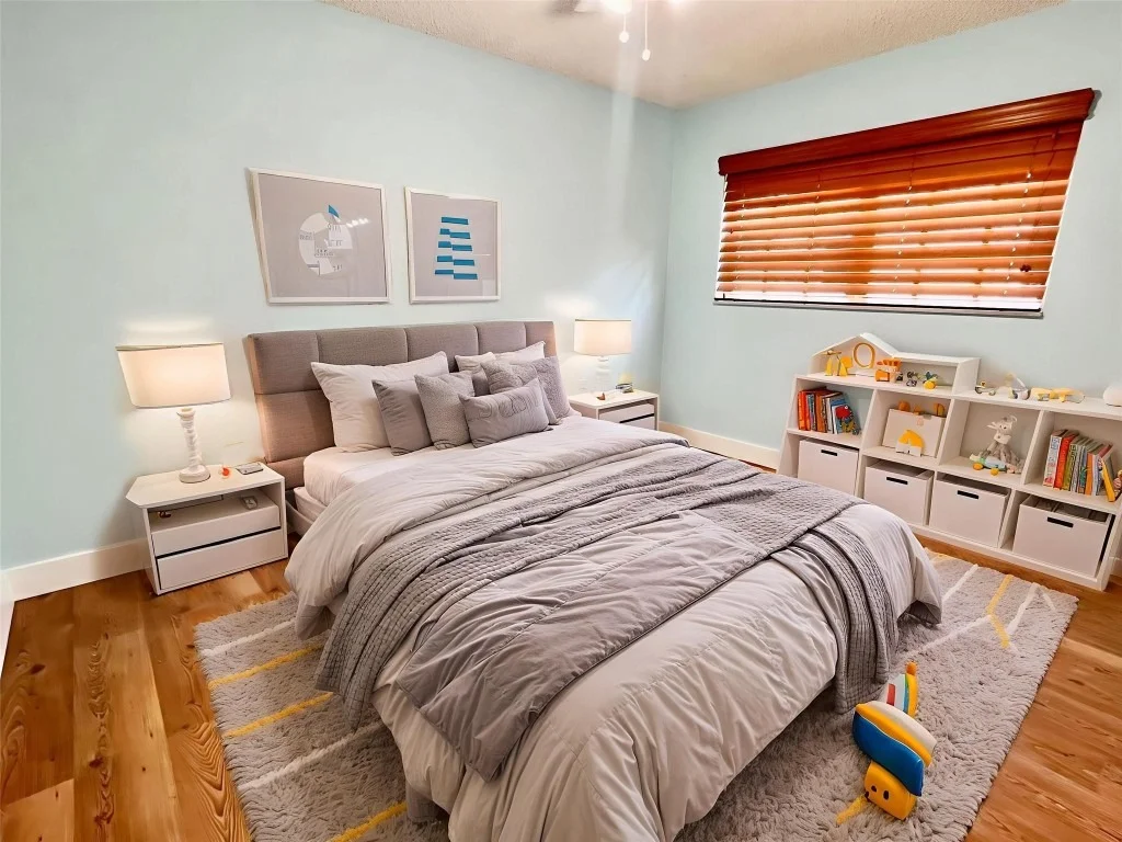 Photo of 10571 Sunset Strip