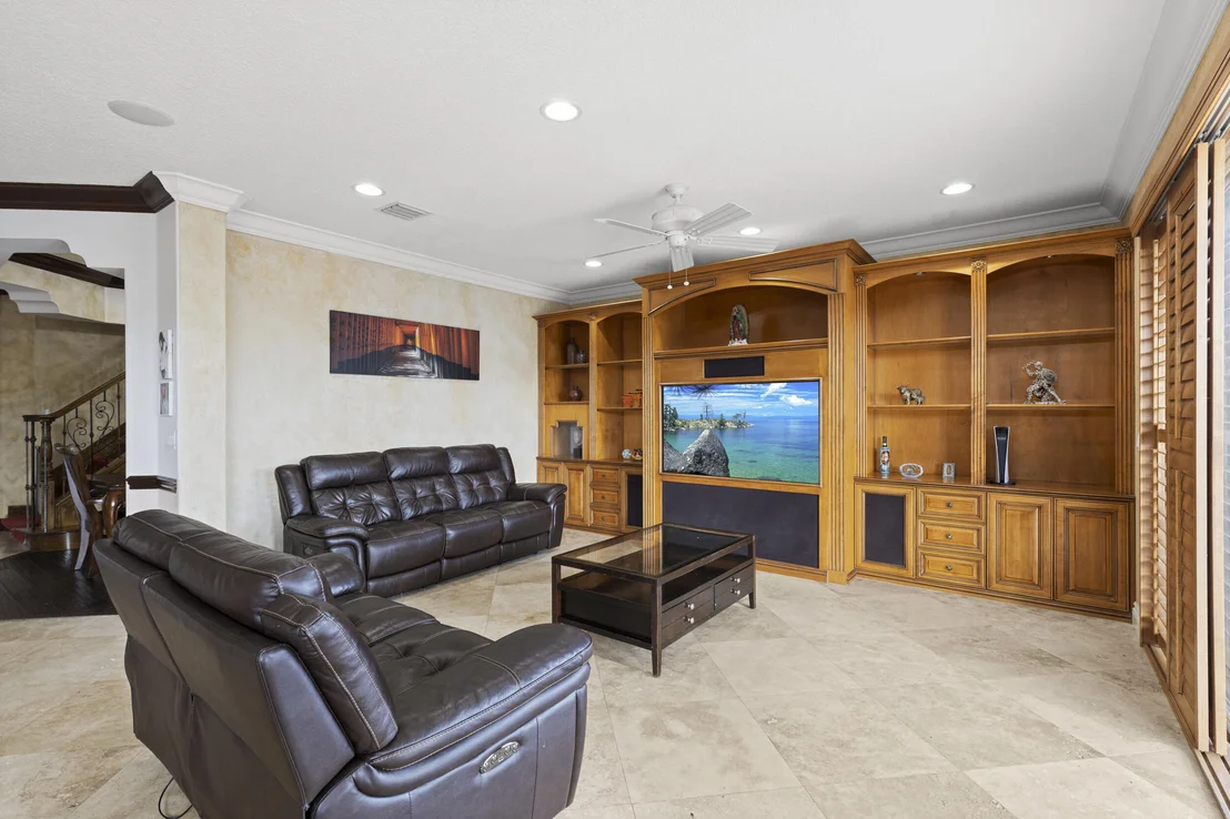 Photo of 9041 Alexandra Circle