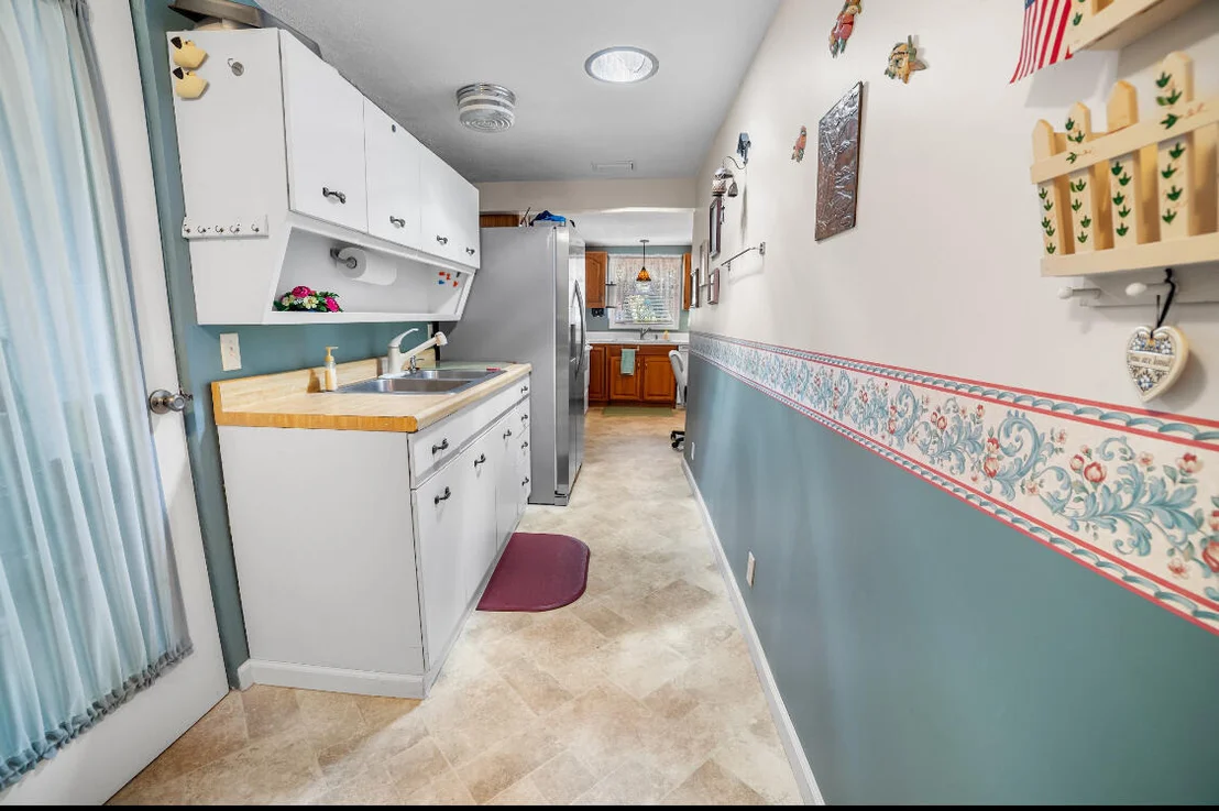 Photo of 3966 NW 20th Avenue